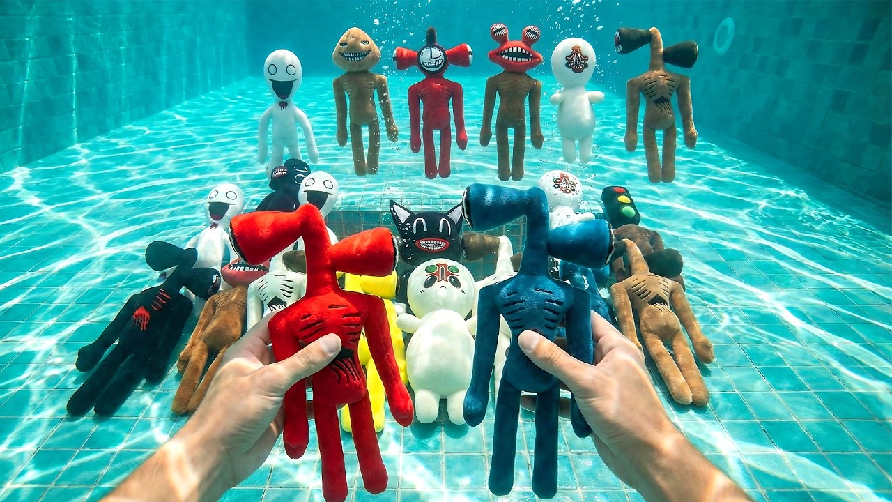 Why Are There SO MANY Siren Heads in This Pool?! 😱