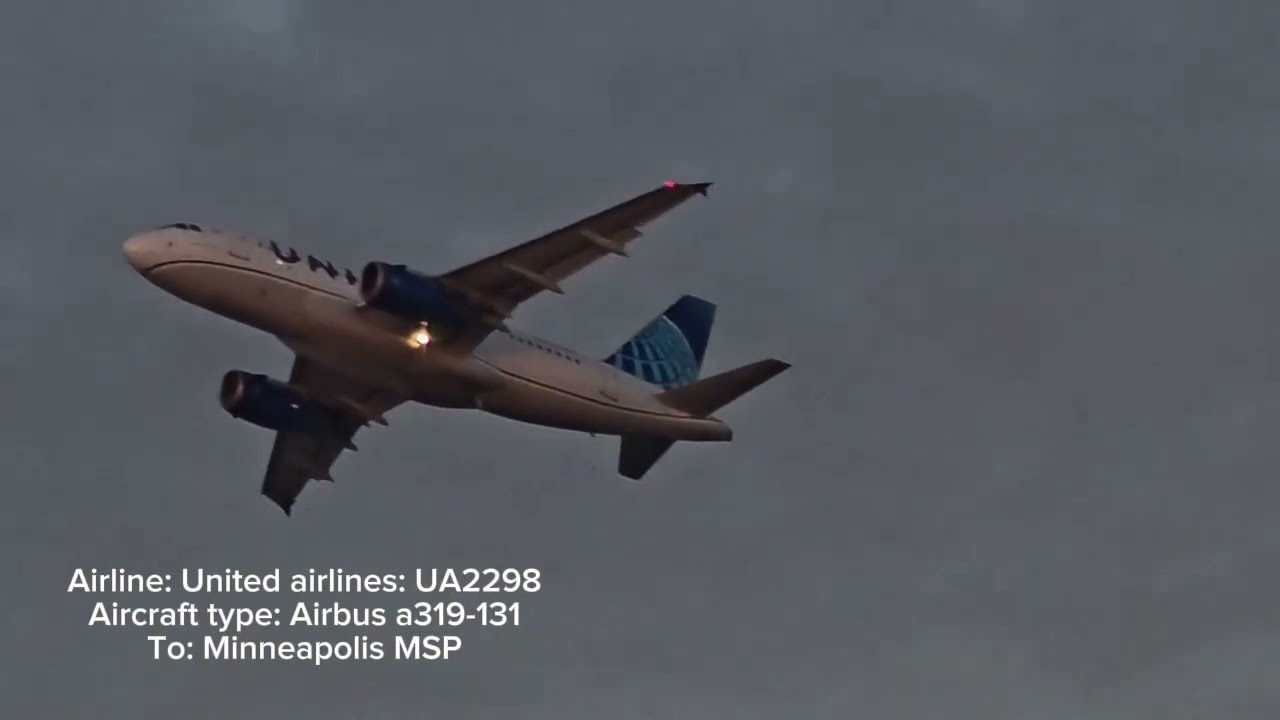 20 minutes of Golden hour planespotting into the night at Chicago O’hare. Jumbo cargo action.