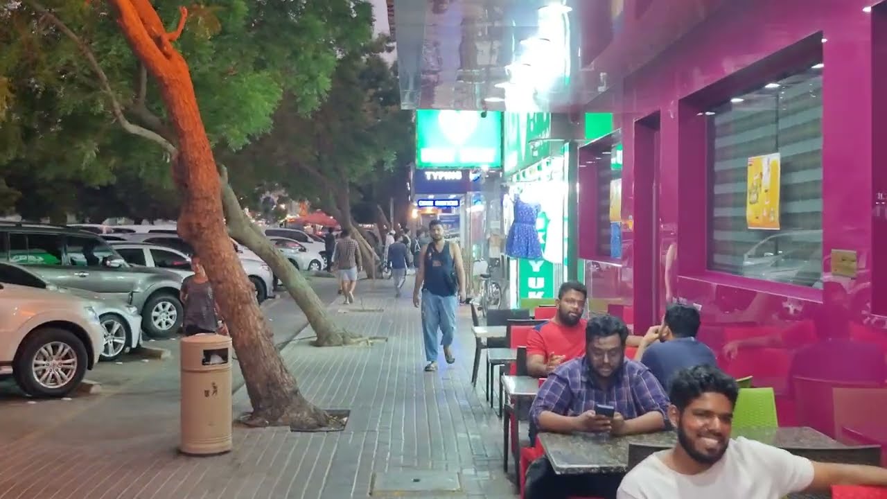 Dubai walk: Karama Bus Station to Karama Moongate Cafeteria via  43A St & 4C St