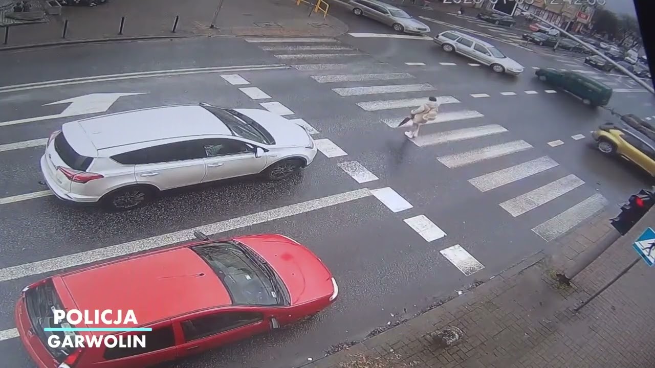 Garwolin. Potrącenie pieszego na przejściu dla pieszych.