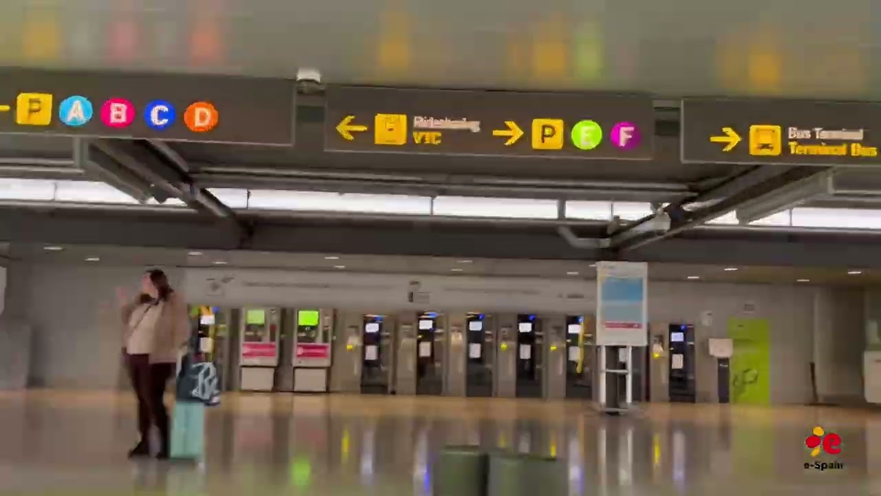 HOW TO GO BY BUS FROM MADRID AIRPORT TO VALLADOLID OR SALAMANCA. AUTOBUS AEROPUERTO DE MADRID.