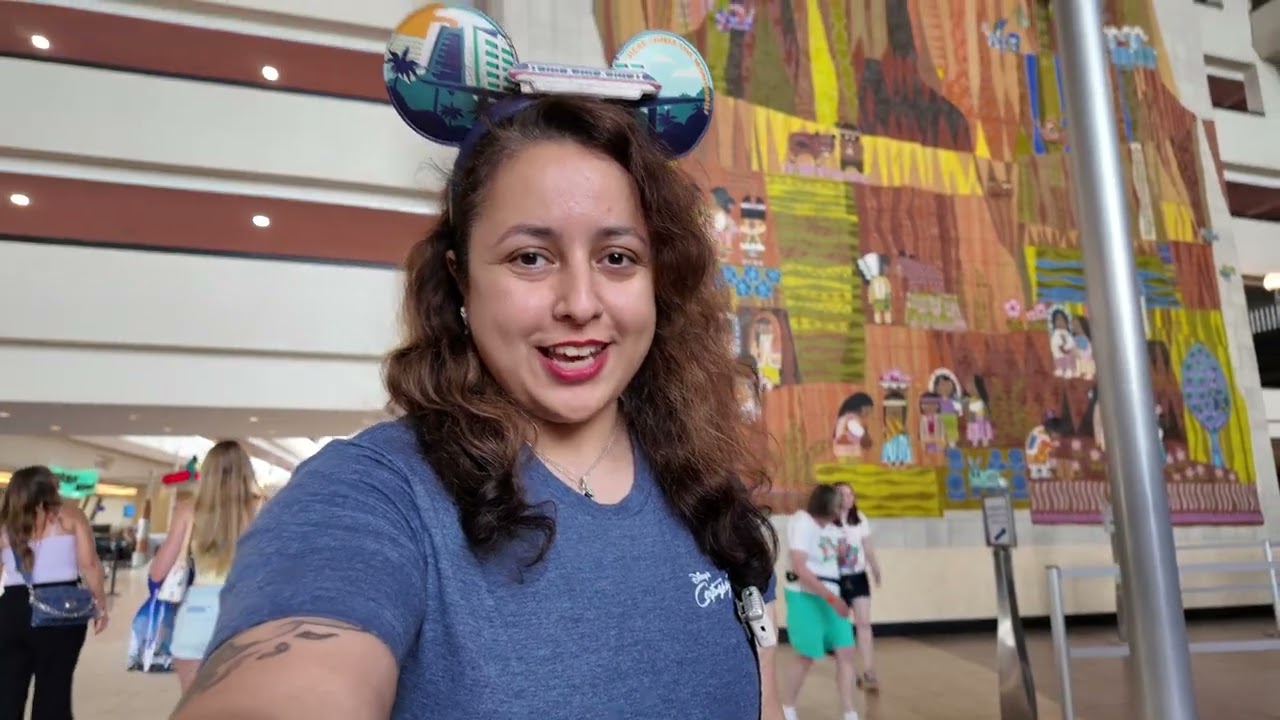 Полный обзор отеля Disney's Contemporary Resort | Номера, рестораны и многое другое из мультфильм...