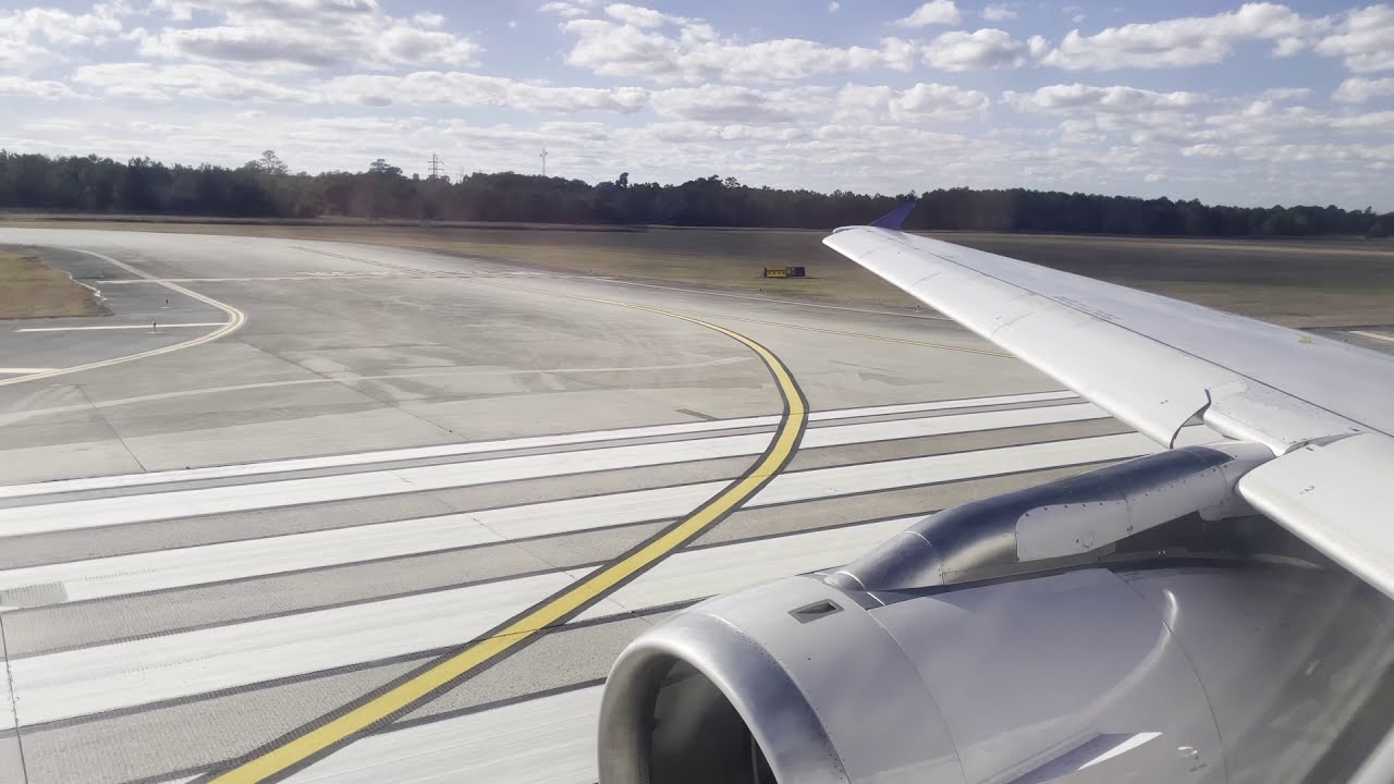 United A320 Takeoff from Houston (IAH)