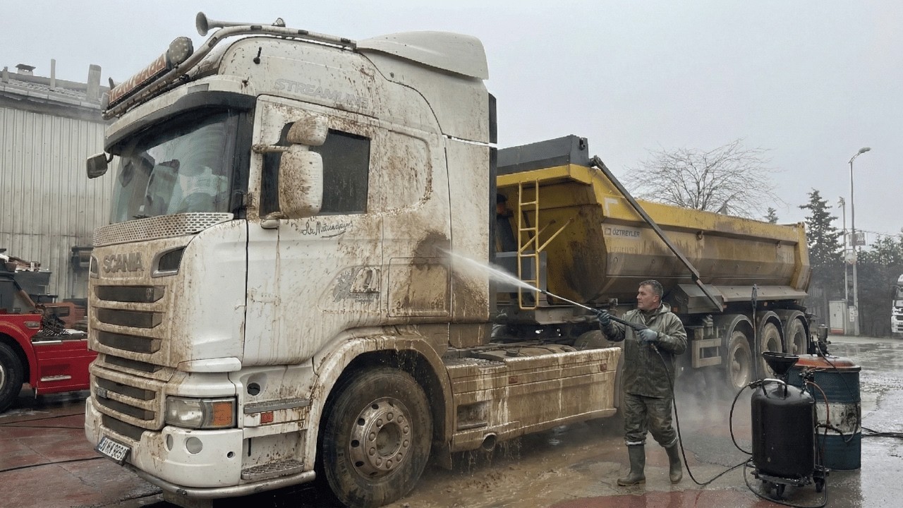 Scania Truck Extreme Wash | Professional Heavy Vehicle Deep Cleaning
