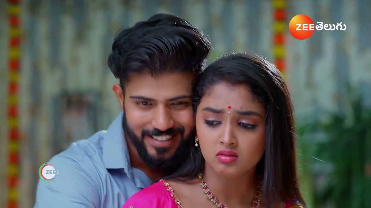Meghasandesam | తండ్రి తో డాన్స్ అకాడమీ పెట్టించాలని భూమి ఆశయం?
