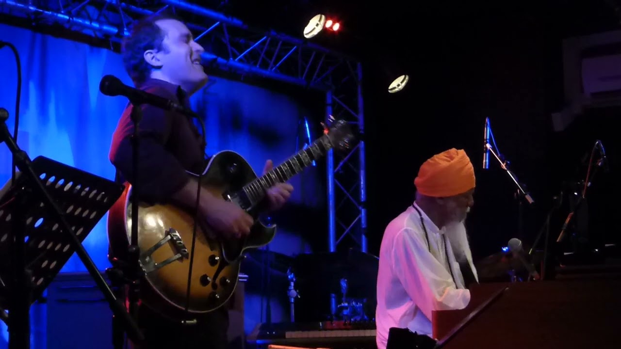 Dr. Lonnie Smith - 2nd Set (New Morning - Paris - July 18th 2016)