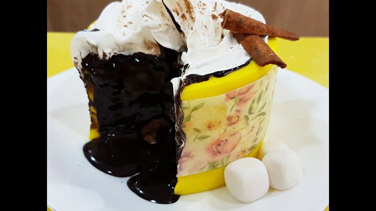 Xícara de café em pasta americana