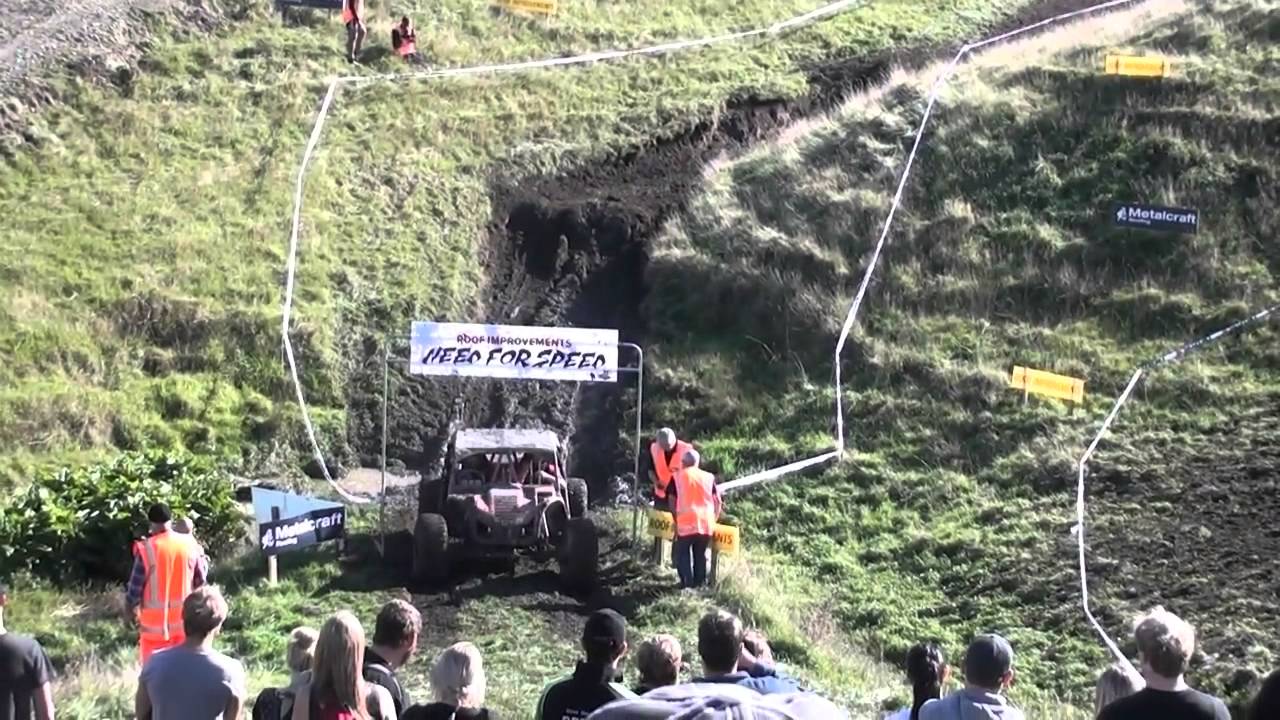 Suzuki Extreme 4x4 2015, hosted by Dan Cowper.