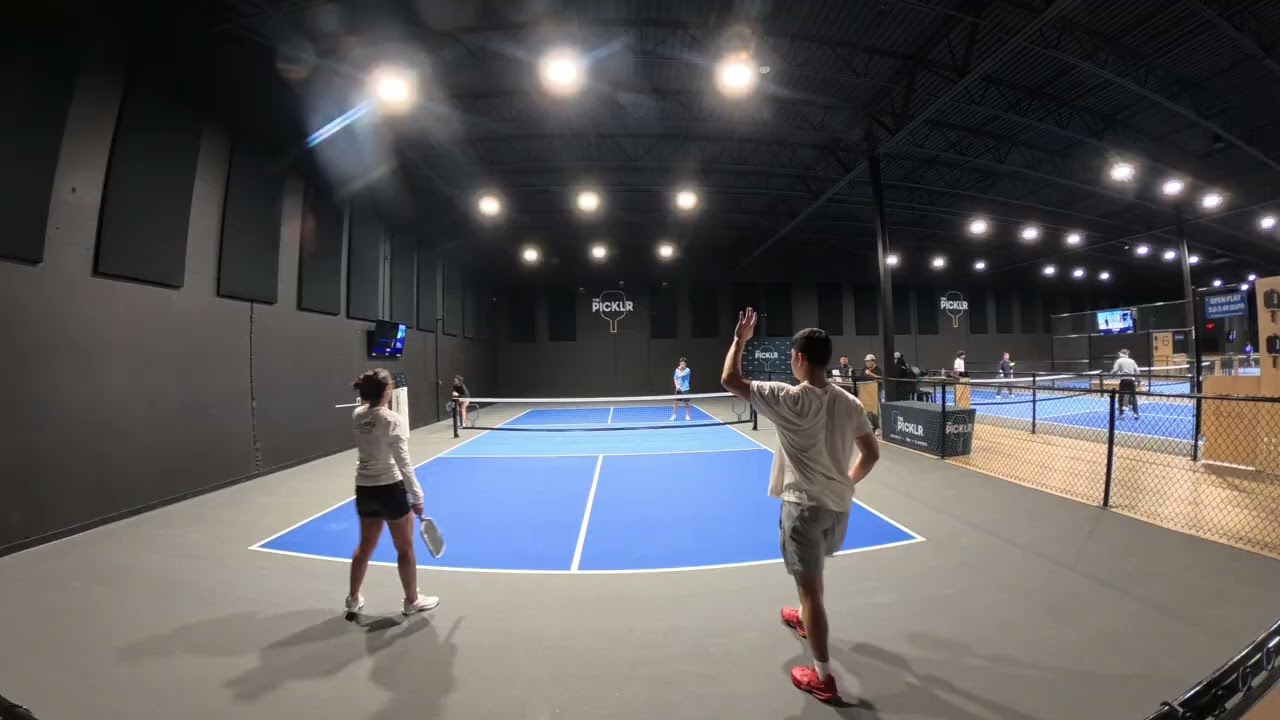 Tam Kevin vs Julie Christian 02