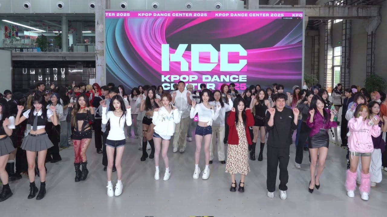 [KPOP RANDOM DANCE IN PUBLIC🤍] Chengdu 2025.03.01