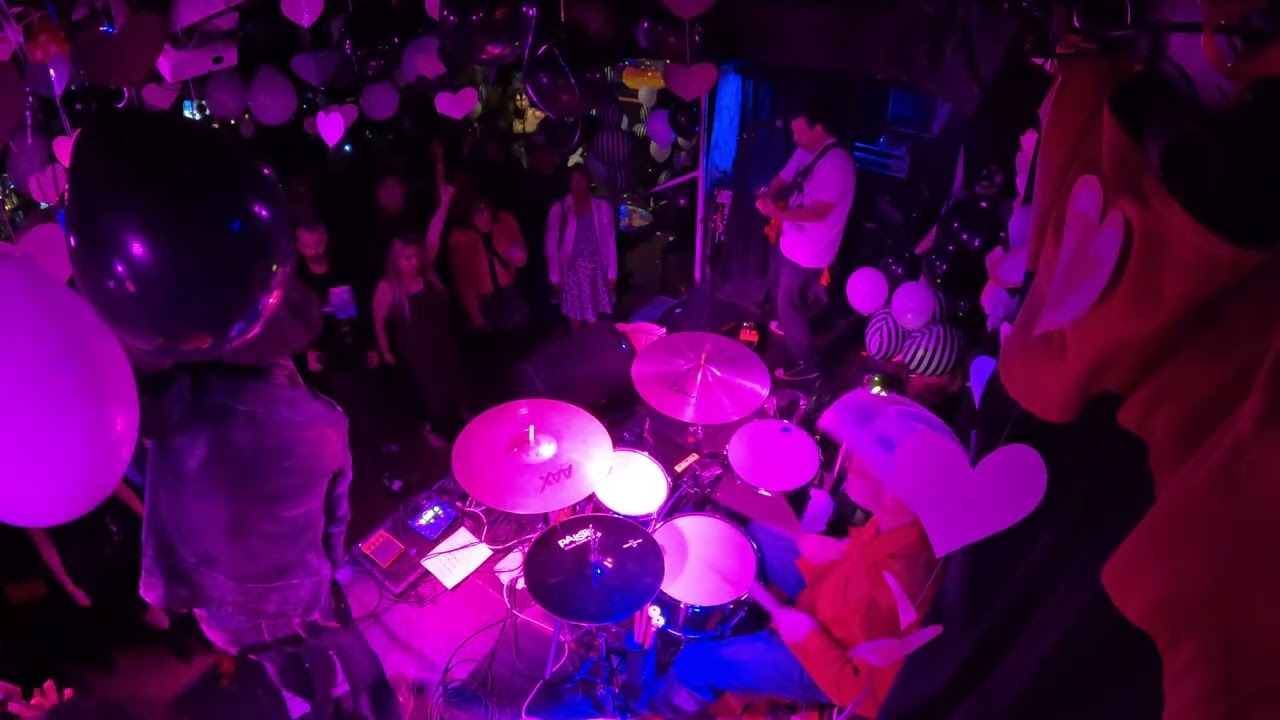 Mike and the Molotov's live Valentines 2026 at Rips Bar