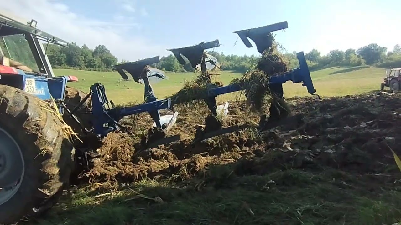 Landini 10000-oranje parcele koju je unistila susa