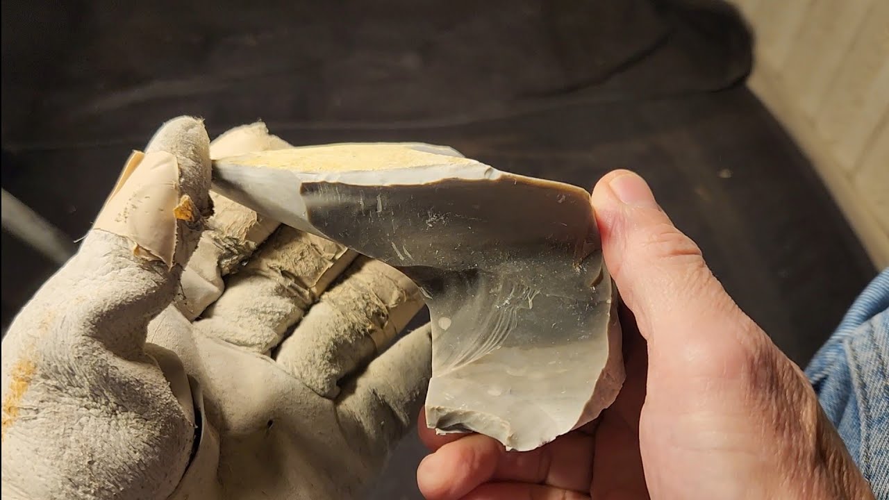 1360 - Knapping and Thinning Odd Shaped Spall of High Quality Flint