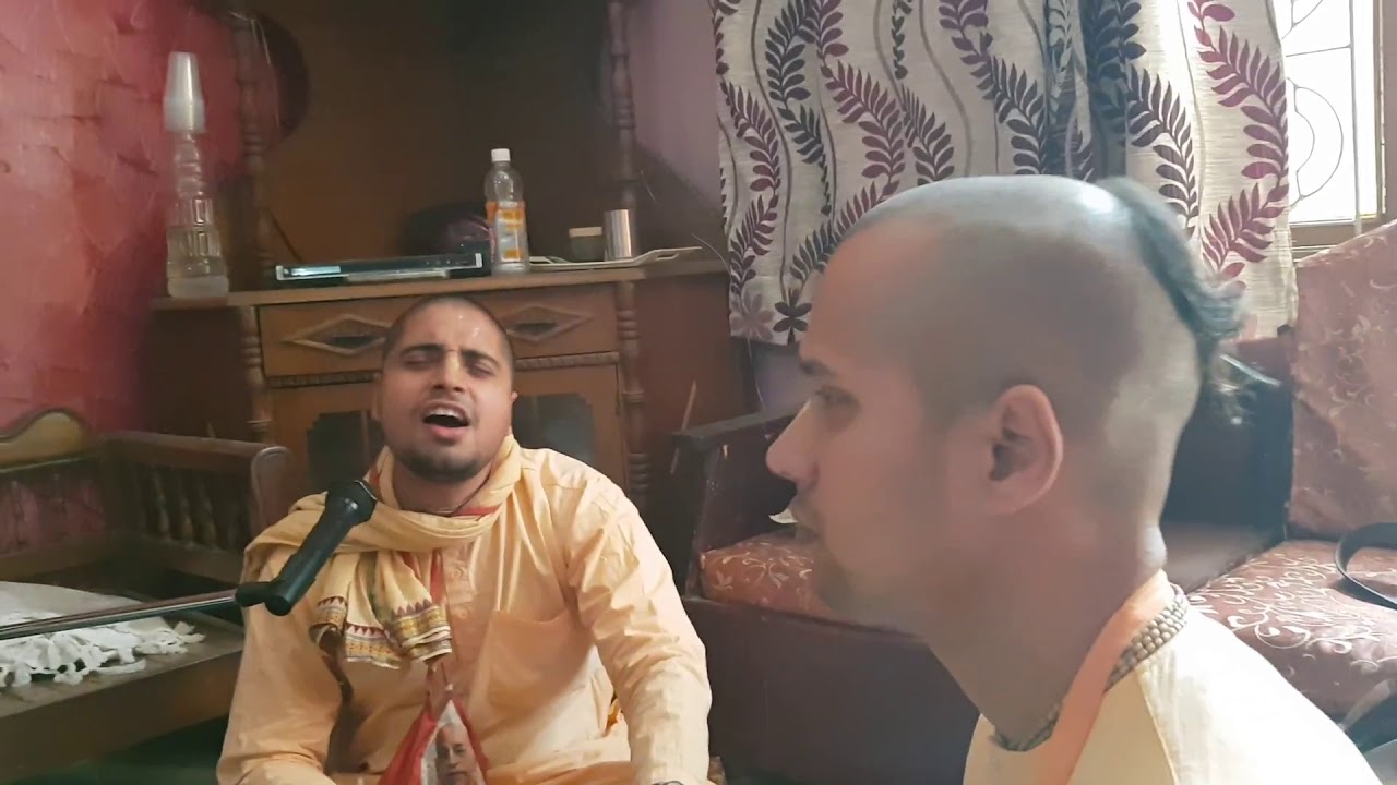 ISKCON Dwarka - Awesome Kirtan by Devotees Sri Rukmini Dwarkadhish ISKCON Temple