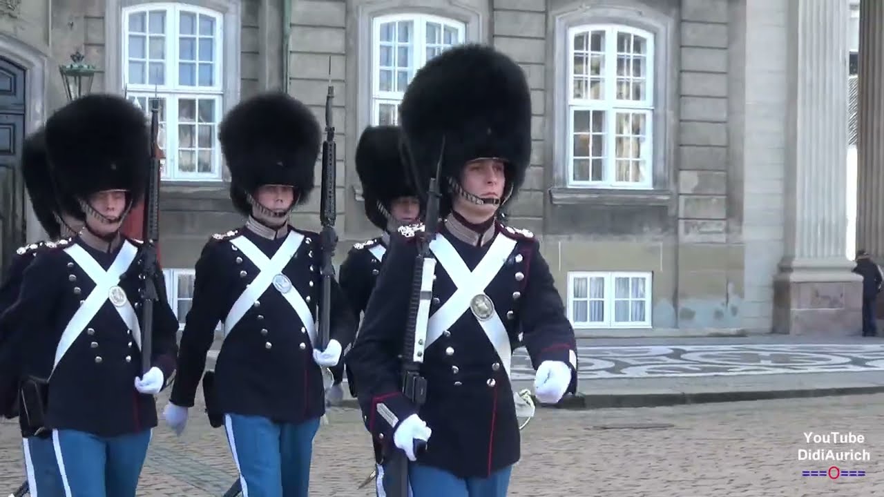 Teil 63 der 7 Länder Rundreise. Einmal um die Ostsee. Royal Life Guards Schloss Amalienborg Dänemark