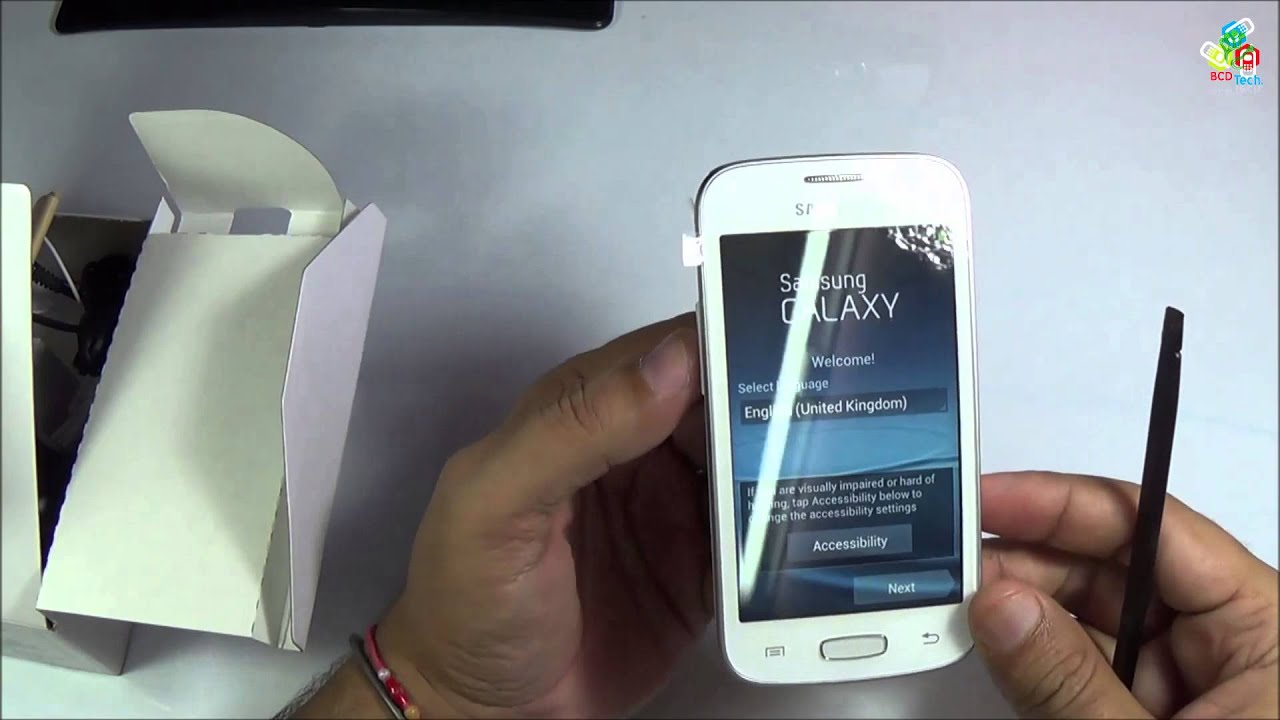 Распаковка и быстрый обзор Samsung Galaxy Star Pro S7262
