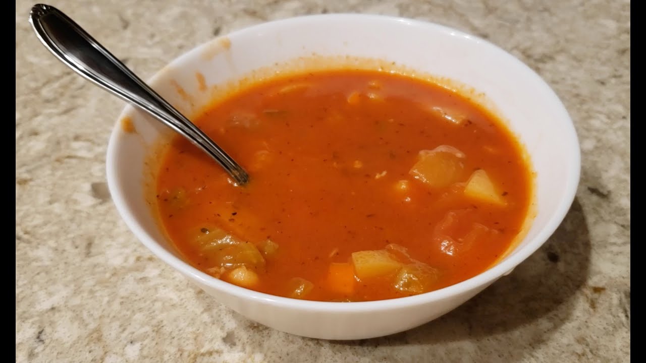 Homemade Manhattan clam chowder