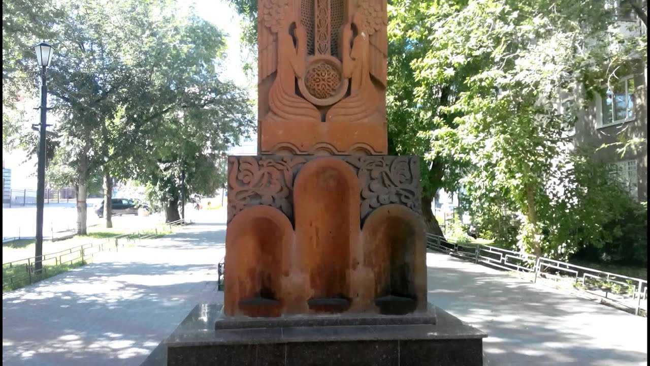 Хачкар - Крест Камень. Khachkar - Cross Stone. Khachkar - クロスストーン。
