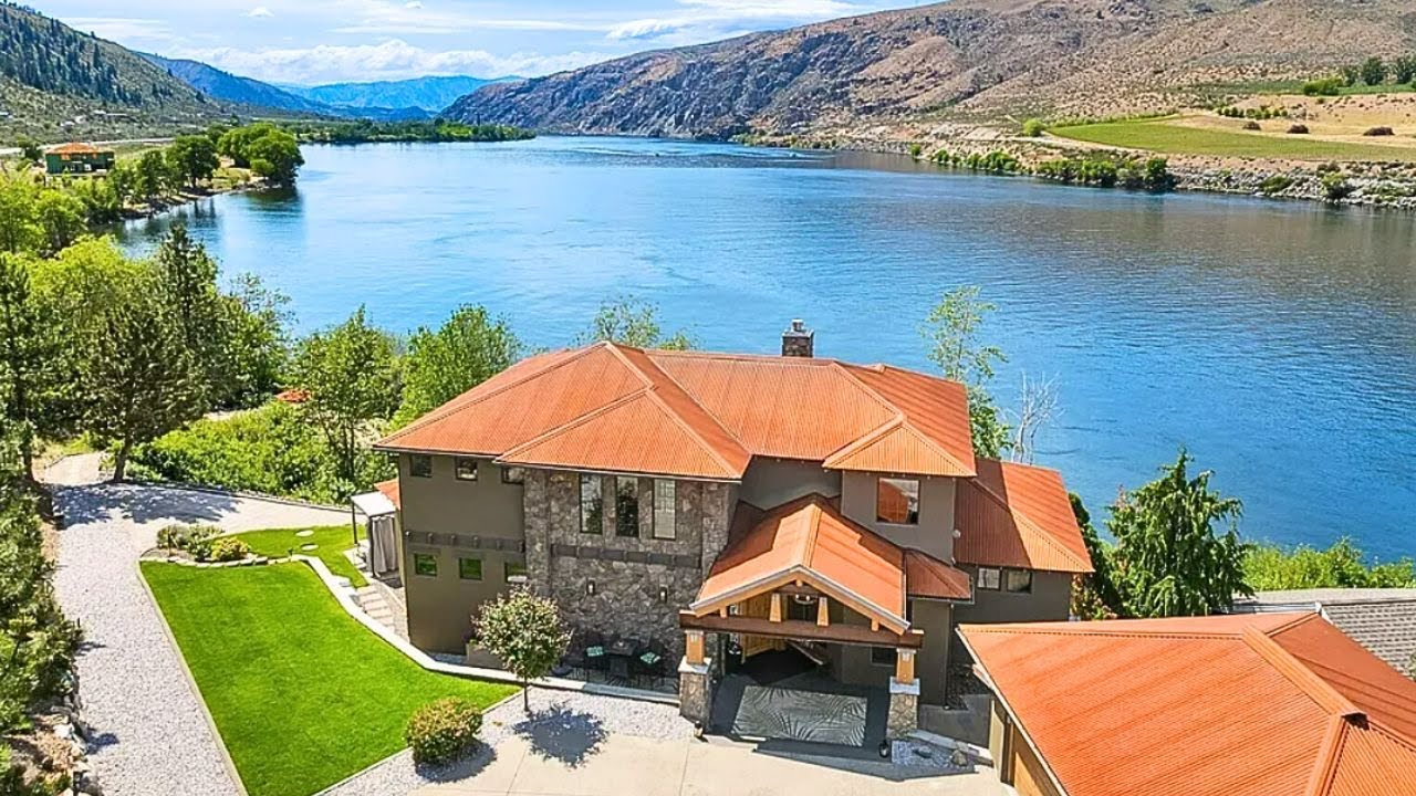 Exclusive Columbia Point Lane Retreat | Private Beach + Boat Dock
