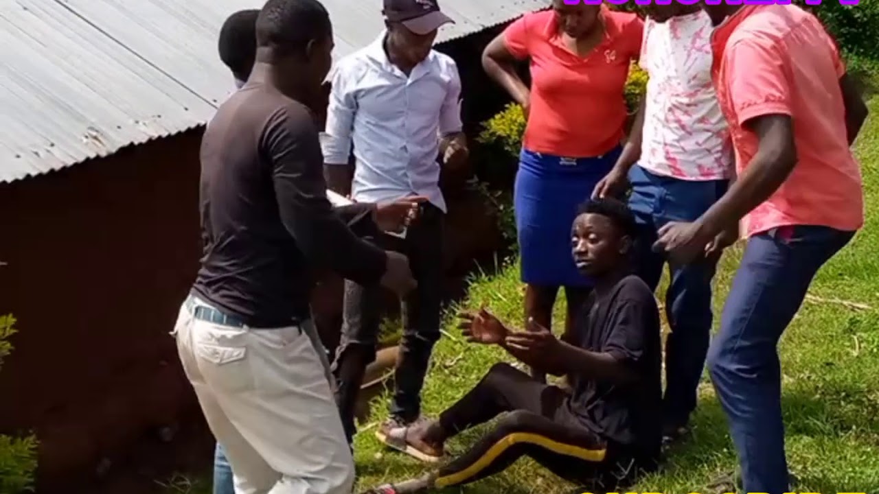 Christmas Edition pt2//Mr Weed steals chapati