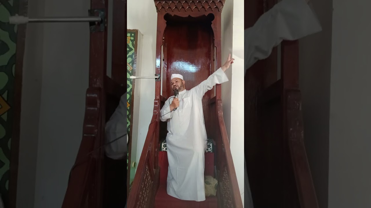 إلا الذين ءامنوا وعملوا الصالحات 