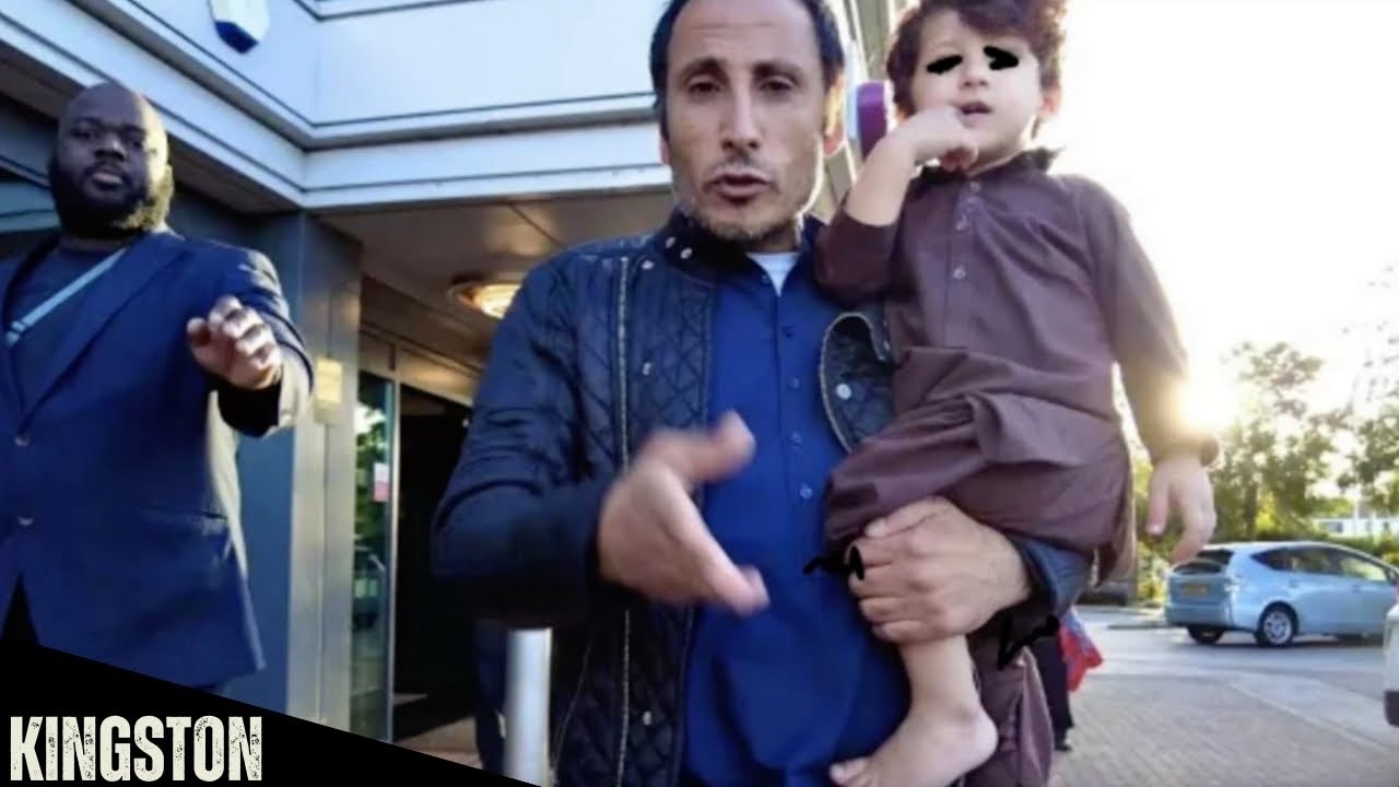 Angry Asylum SEEKER Goes For Me in Kingston 😲🍿❌