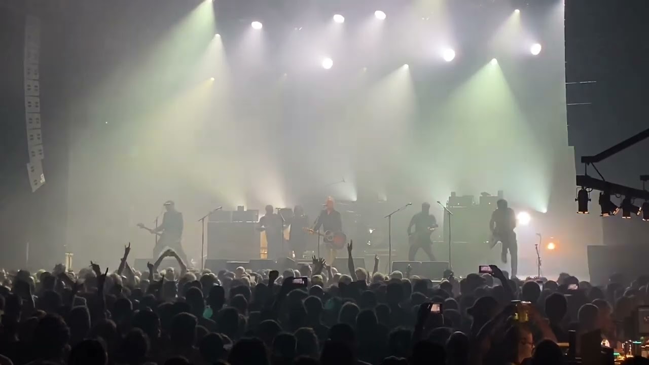 Flogging Molly - Drunken Lullabies | Tilburg 2022