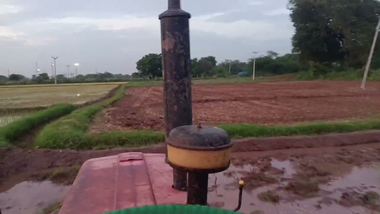 Mahindra 475 di cage wheel performance in mud land
