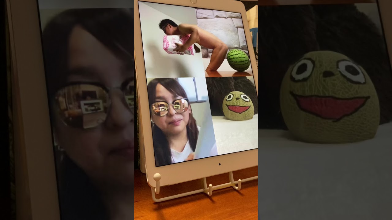 【全裸系】全裸女監督の裏側 The Naked Director