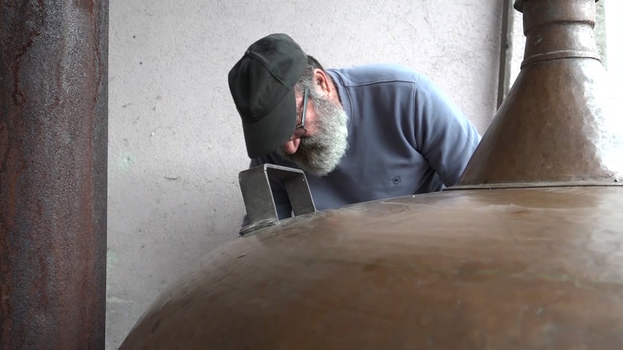 REPORTAZA - LOZANJ / Peče čiča rakiju/ TV GM PLUS