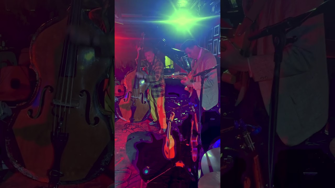 Зажигательное гитарное соло!