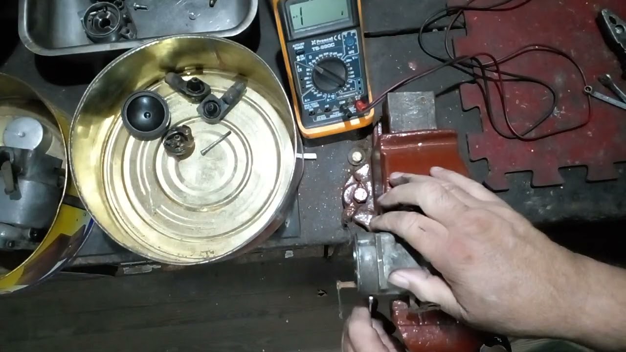 Desarme de 2 magnetos HRD ,2 dinamos miller HRD.. presupuestar y reparar 1 parte 