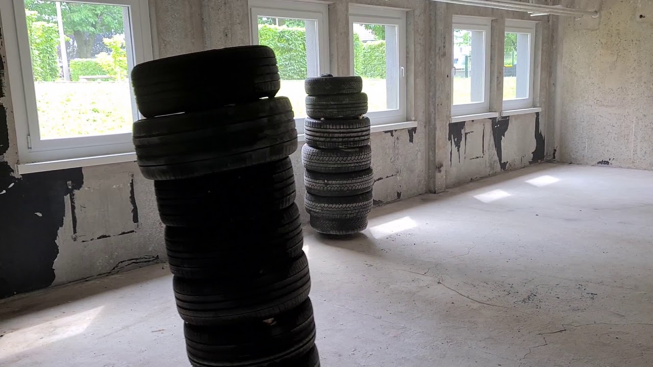 Reifen im Raum I BOOM 48h I BTU-CS