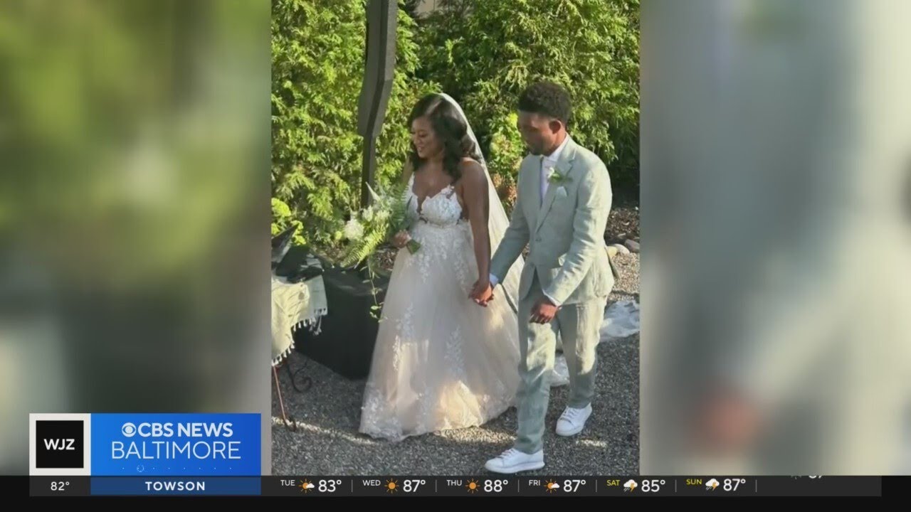 Baltimore Mayor Brandon Scott ties the knot in intimate ceremony