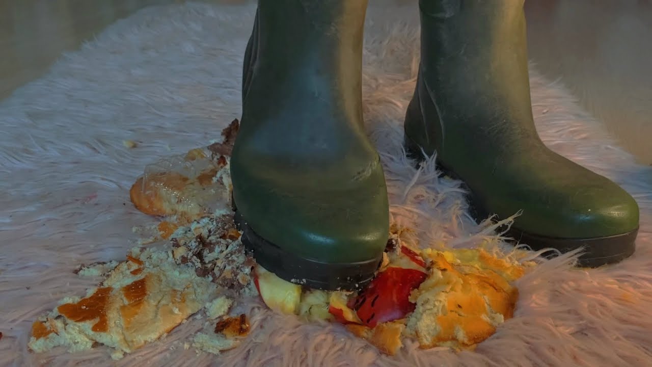 CRUSHING CAKES MY WITH MY RUBBER BOOTS