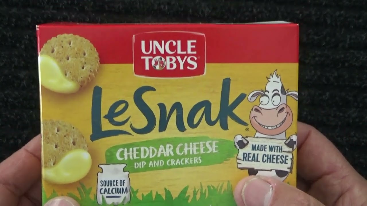 ASMR - Le Snak - Australian Accent - Chewing Gum, Eating, Discussing in a Quiet Whisper, & Crinkles