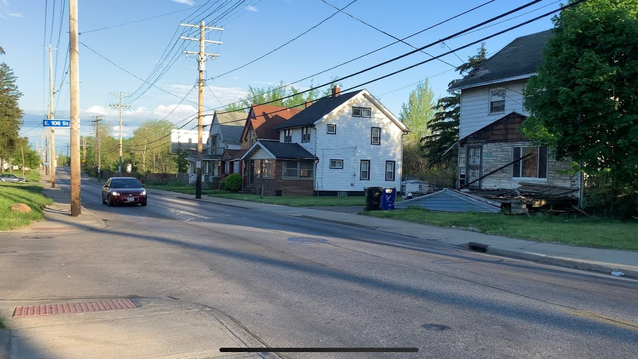 Harvard Ave walking tour Cleveland