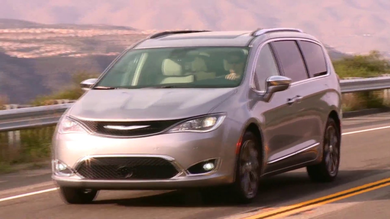 2018 Chrysler Pacifica Driving Video