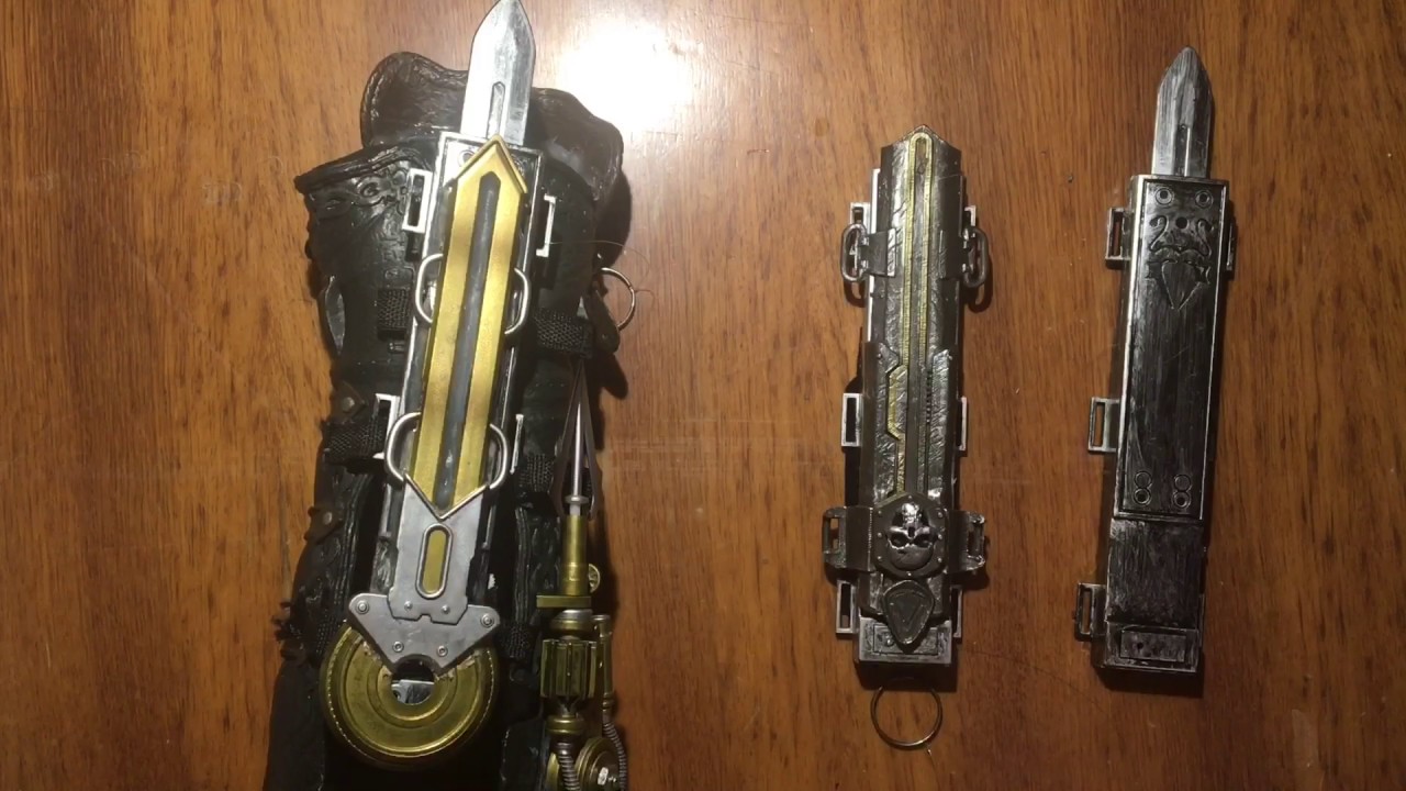 Spirit Halloween Altair hidden blade mod