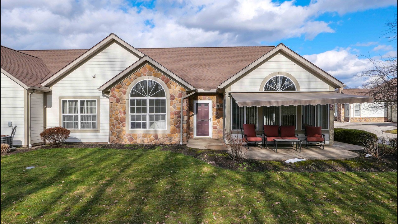 705 Crossings Cir, Tallmadge, Ohio