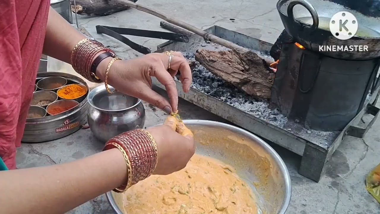 Nacha allo takla hoker basn mai lipata jaa gira kadhai mai