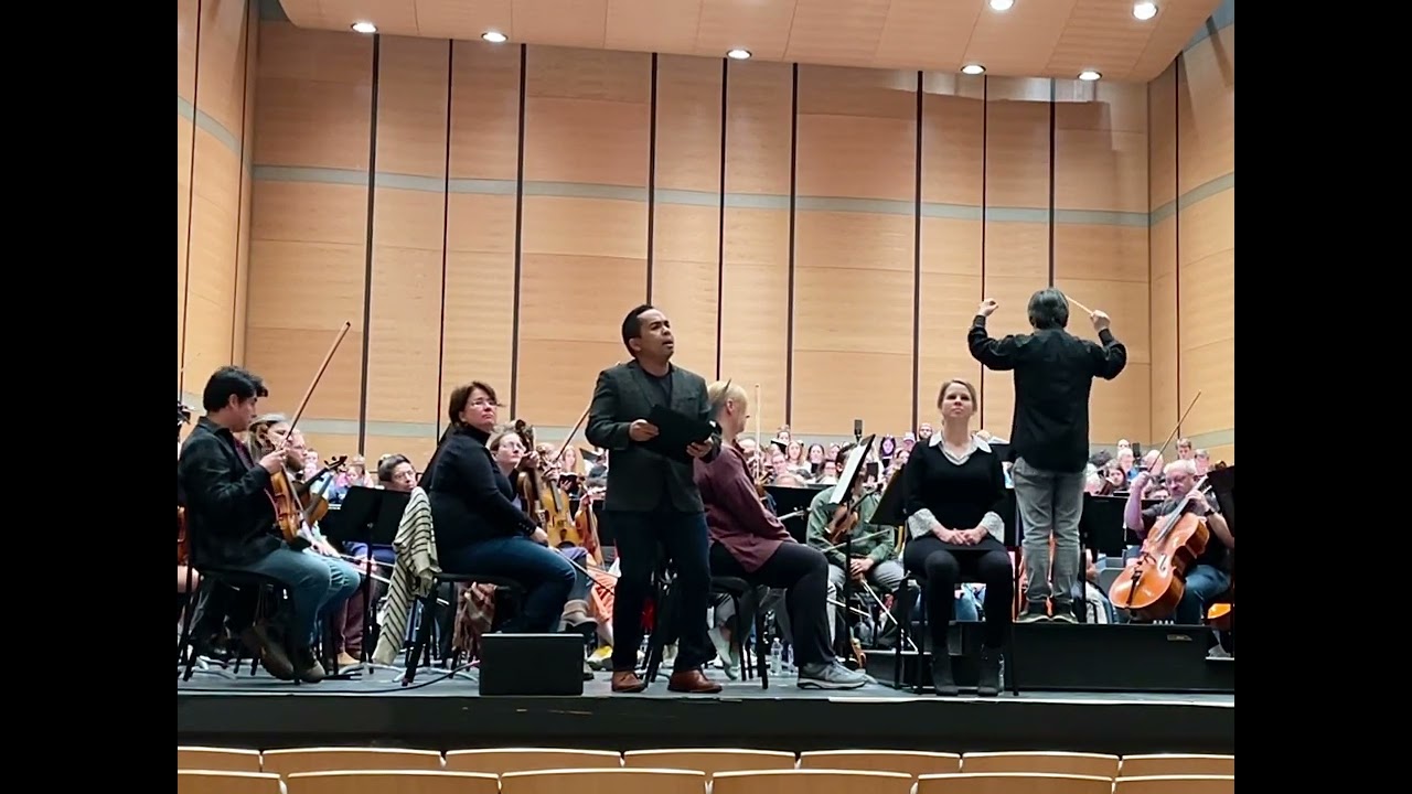 Martin Bakari - Olim lacus colueram from Carmina Burana