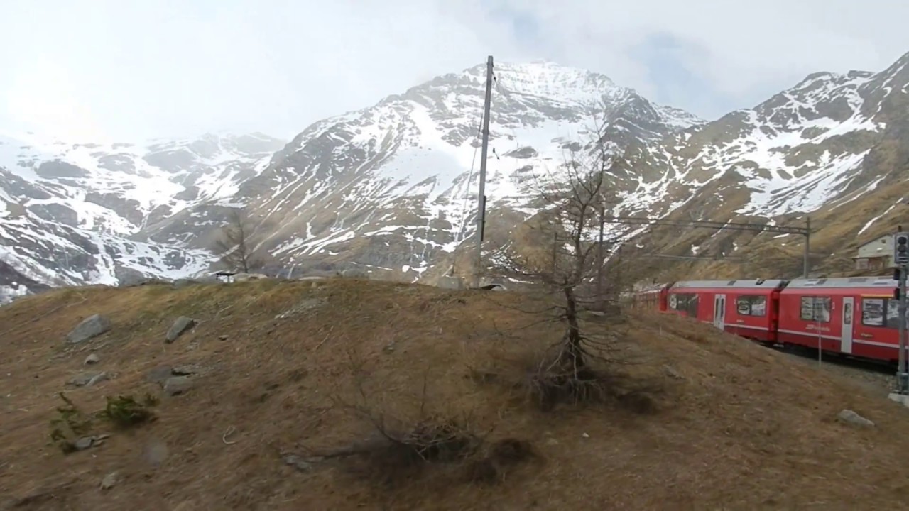 Bernina Expres Alp Grum Station