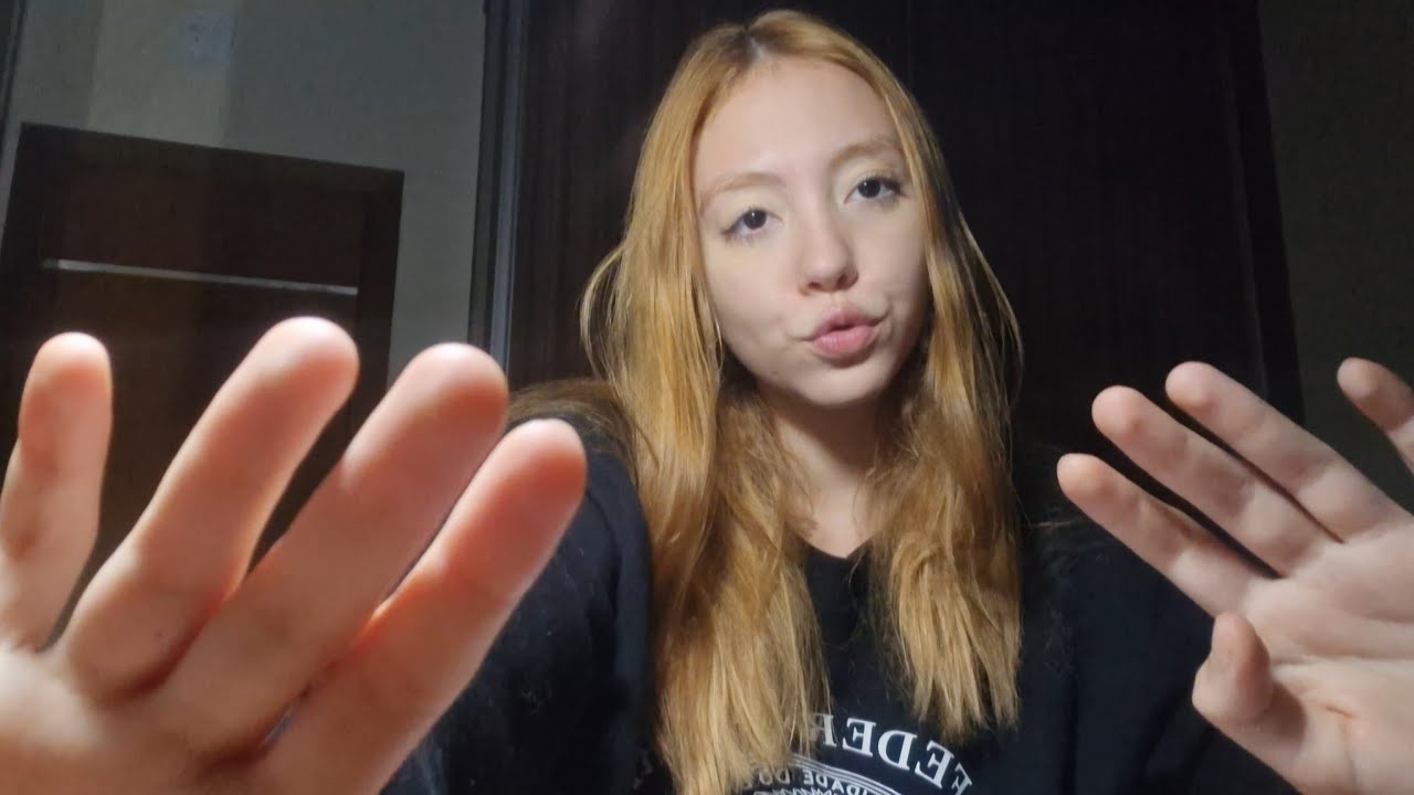 ASMR caseiro - sons de boca e sons de mãos + conversas