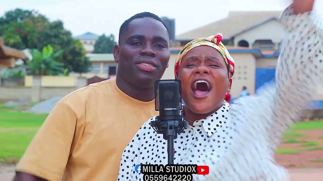 A POWERFUL STREET WORSHIP FROM OHEMAA FRANCA AND JACKSON QUAYE WOOOW FAMILY SUBSCRIBE🔥