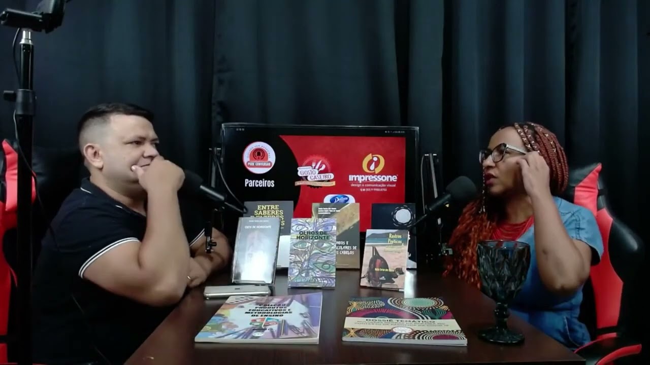 A Luta Antifascista e Antirracista de N&aacute;dia: Voz de Resist&ecirc;ncia no Podcast 
