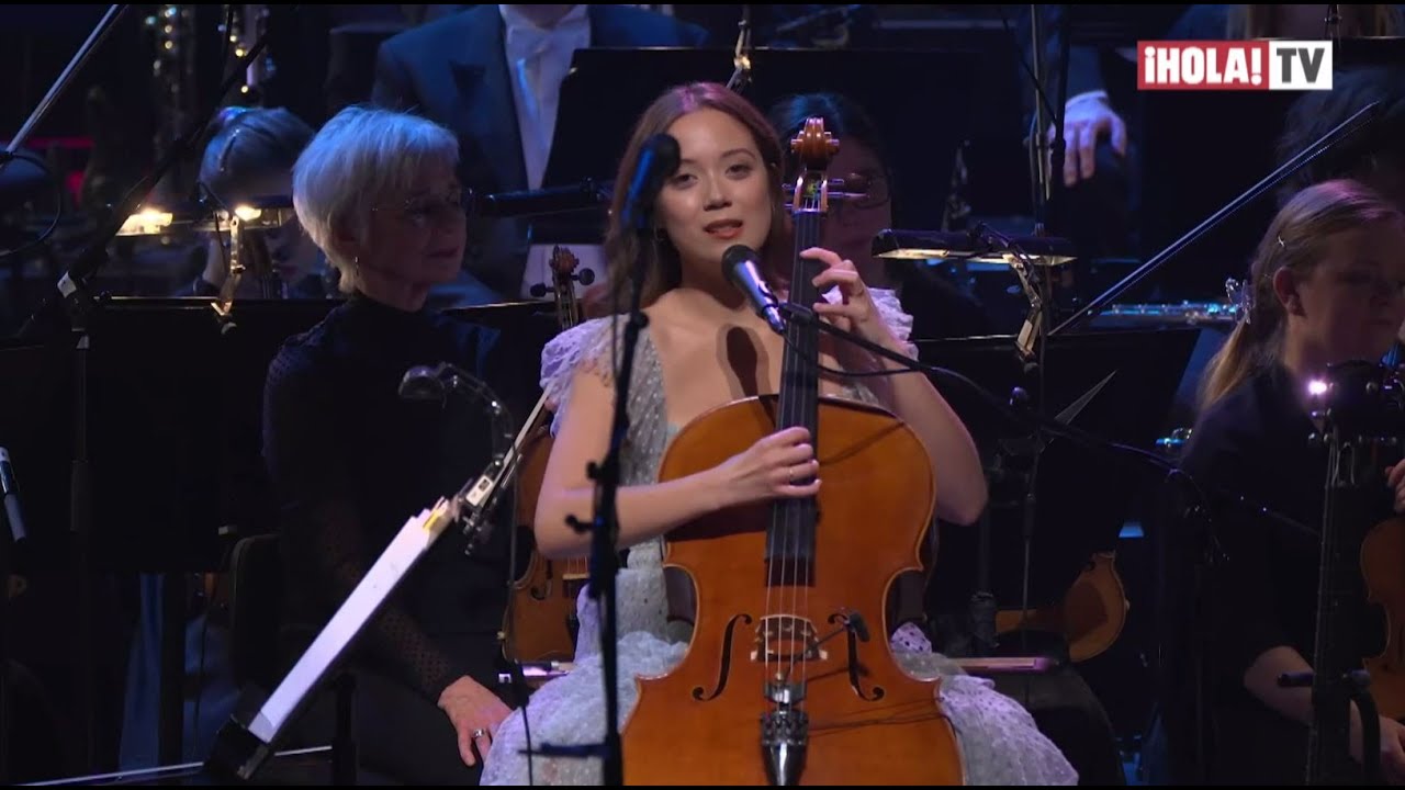 Quién es Laufey,  la islandesa-china que fusiona el pop, el jazz y la música clásica  | ¡HOLA! TV