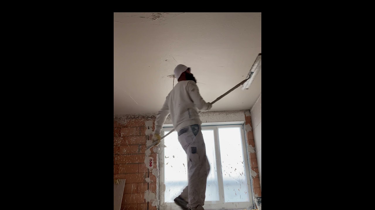 Decke verputzen