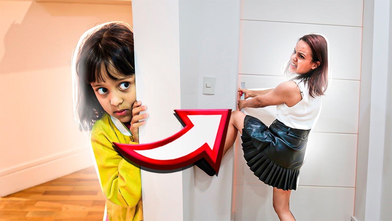 FICAMOS TRANCADAS NO QUARTO DA CASA NOVA - *novelinha* Lara e fam&iacute;lia