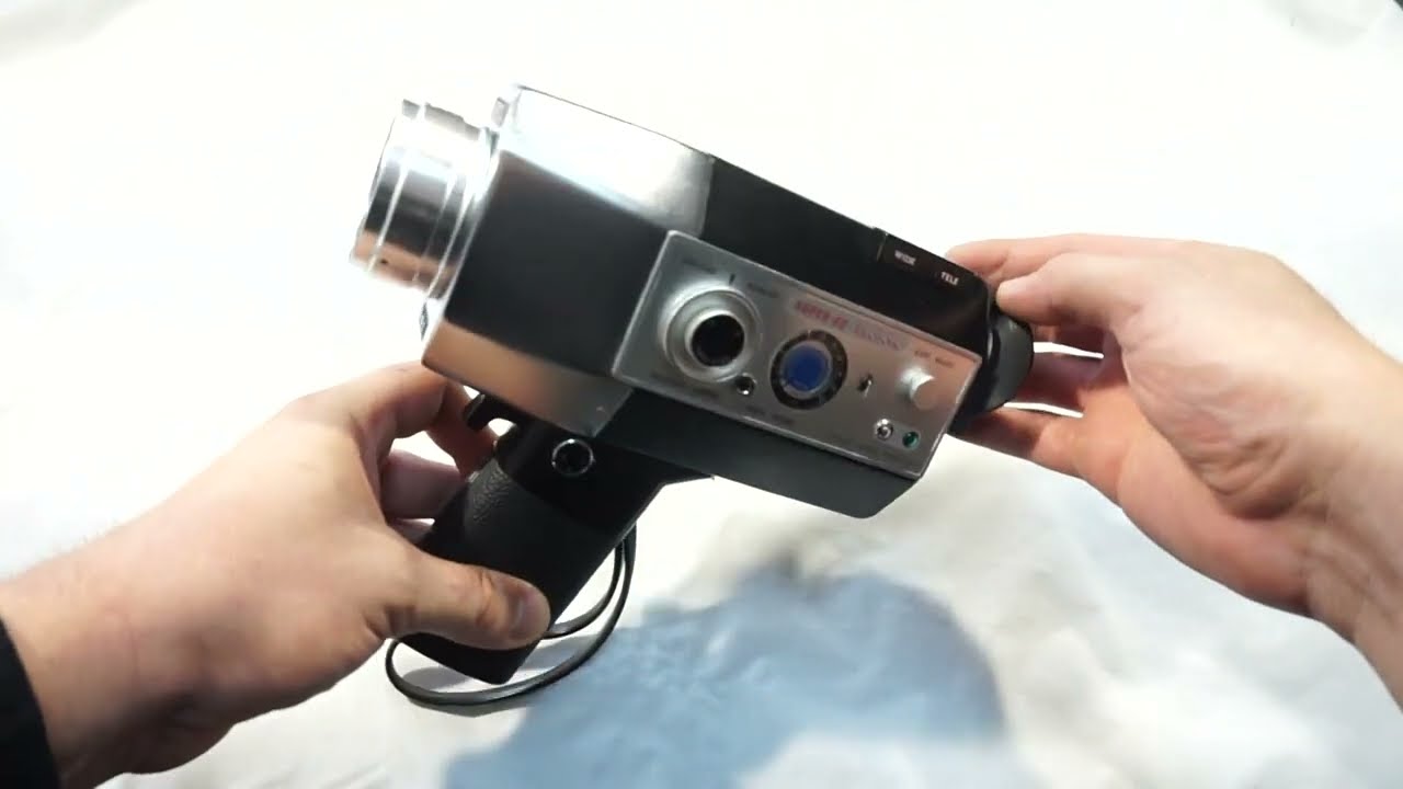 Yashica Super-60 Electronic loading Super 8 film and batteries on Super 8 camera SU 60 E ON SALE